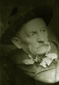 Kissb.jpg (7285 bytes)