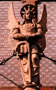 Kissb.jpg (7285 bytes)