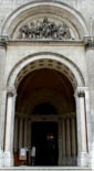 Kissb.jpg (7285 bytes)