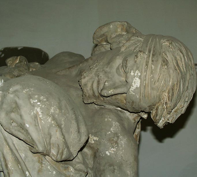 Kiss.jpg (82419 bytes)